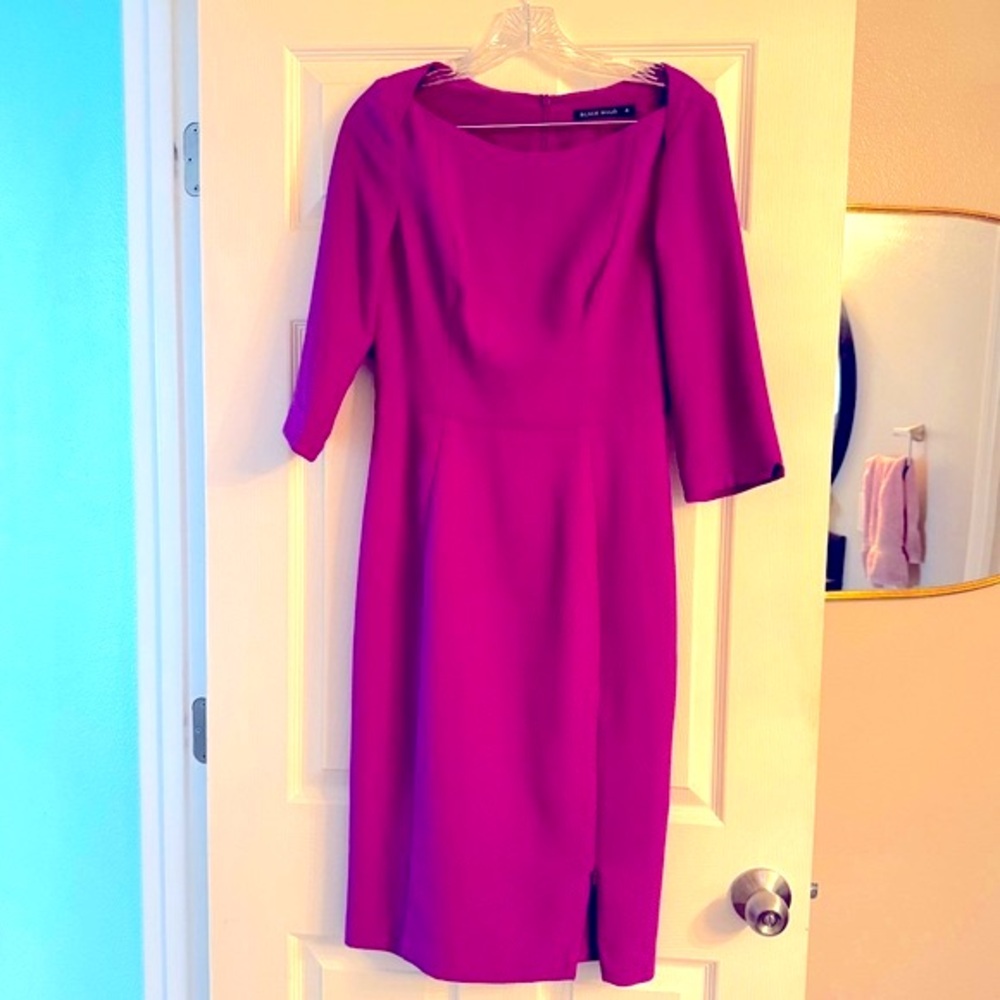 Fantastic Black Halo dress.. size 4, bright purple. Great condition